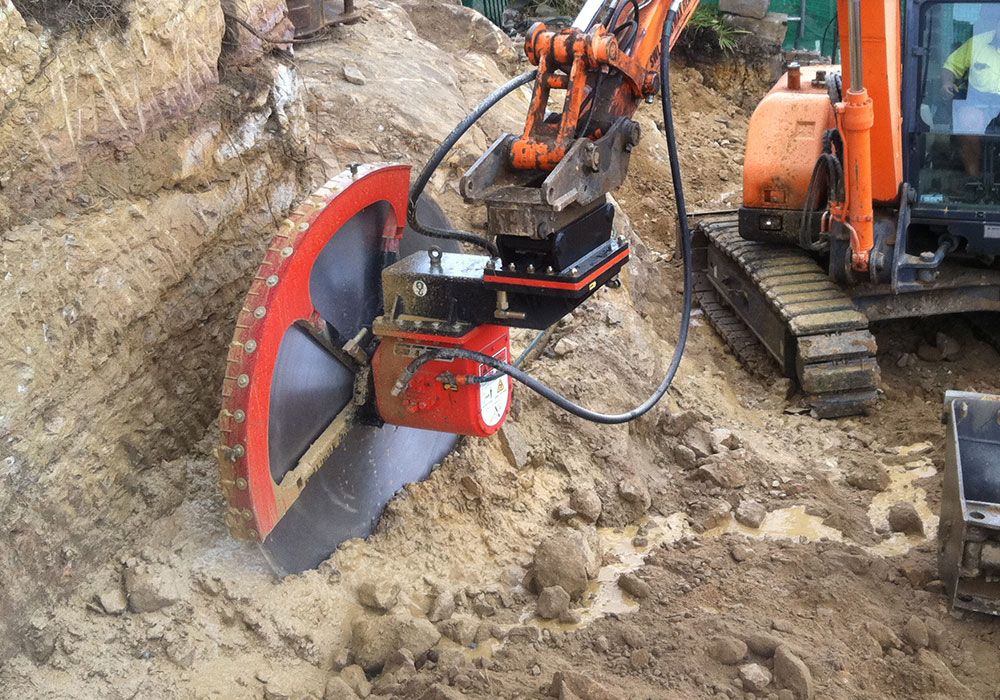 GTS Rock Saw in action